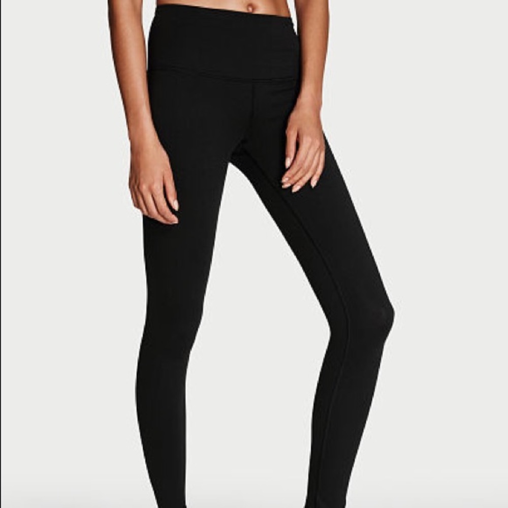 Victoria Secret Black Knockout Leggings